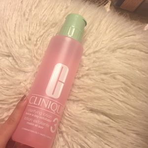 Jumbo Clinique clarifying lotion